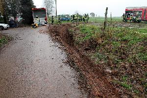 Bild: An dieser Stelle geriet das Löschfahrzeug auf den Seitenstreifen