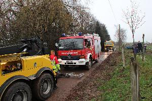 Bild: Die Bergung des Fahrzeugs musste ein Spezialunternehmen übernehmen