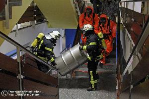 Bild: Großeinsatz von Feuerwehr, Polizei und Rettungsdienst im Rathaus in Neunkirchen (Foto: Christopher Benkert - Feuerwehr Neunkirchen, )