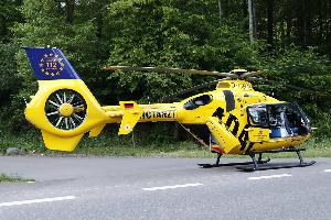 Bild: Auch der Rettungshubschrauber Christoph 16 war im Einsatz (Foto: Lukas Becker)