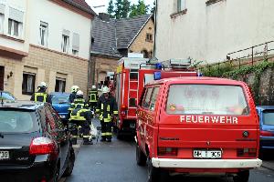 Bild: Die Einsatzstelle in der schmalen Valeriusstrraße in Wiesbach
