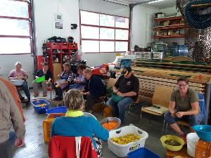 Bild: Kartoffelschnippeln