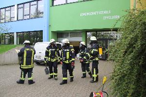Bild: Die Feuerwehr führte Messungen auf verschiedene chemische Substanzen durch