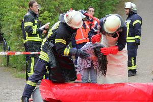 Bild: Dekontaminierung der betroffenen Schüler