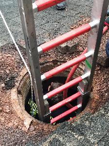 Bild: Das Ablaufrohr wurde nach dem entleeren der Zisterne versucht zu spülen