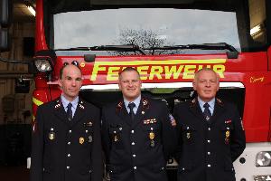 Bild: Manuel Braun, Frank Bonner und Peter Blug; die neu gewählte Löschbezirksführung