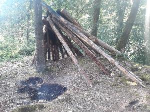 Bild: Erneut brannte es im Bereich der Wassertretanlage in Dirmingen