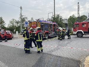 Bild: Gefahrguteinsatz am Bahnhof in Ottweiler (Foto: Andreas Kuhn - Landkreis Neunkirchen)