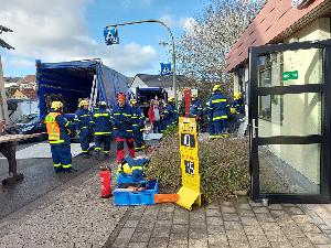 Bild: Kräfte des Technischen Hilfswerks an der Einsatzstelle