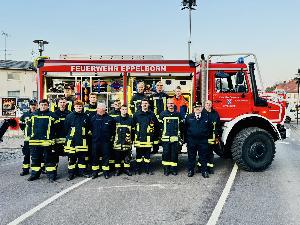 Bild: Fahrzeugübergabe an die Feuerwehr Eppelborn