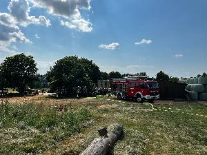 Bild: Brand eines Gartenhauses auf dem Galgenberg (Foto: Andreas Kuhn - Landkreis Neunkirchen)