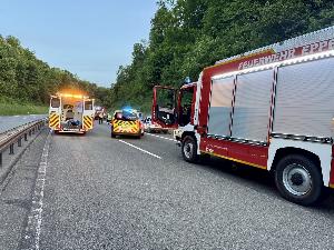 Bild: Verkehrsunfall auf der Autobahn A1 zwischen den Anschlussstellen Eppelborn und Illingen