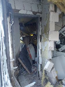 Bild: Selbst massive Mauern wurden bei der Explosion zerstört