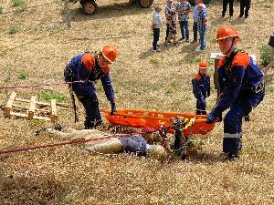 Bild: Jahreshauptübung der Kinder- und Jugendfeuerwehr Feuerwehr Eppelborn