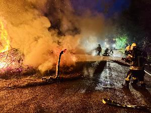 Bild: Brand am Waldrand in Dirmingen