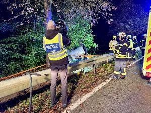 Bild: Schwerer Verkehrsunfall auf der L112 bei Wustweiler – Fahrer schwer verletzt