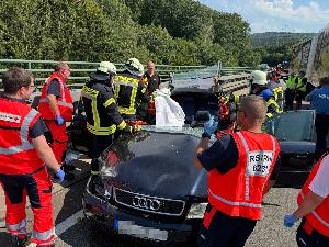 Bild: Verkehrsunfall auf der Autobahn A1