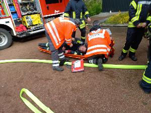 Bild: …und die sanitätsdienstliche Versorgung