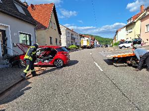 Bild: Verkehrsunfall in der Dirminger Straße