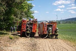 Bild: Großer Waldbrand auf dem Kleinen Hirschberg bei Neunkirchen-Kohlhof (Foto: Christopher Benkert - Feuerwehr Neunkirchen)