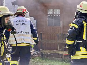 Bild: Brand einer Garage in der Jägerbergstraße